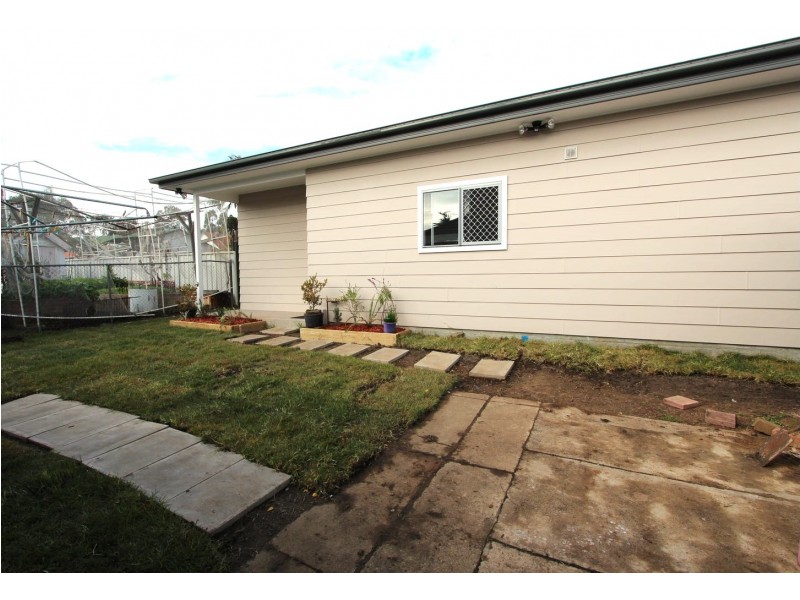 62A Wattle Avenue, Carramar NSW 2163