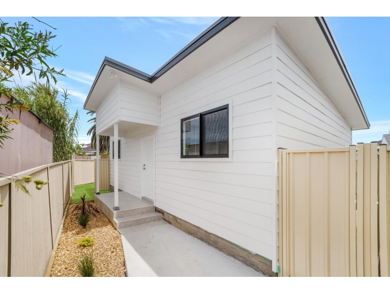 3A Brenan St, Fairfield NSW 2165