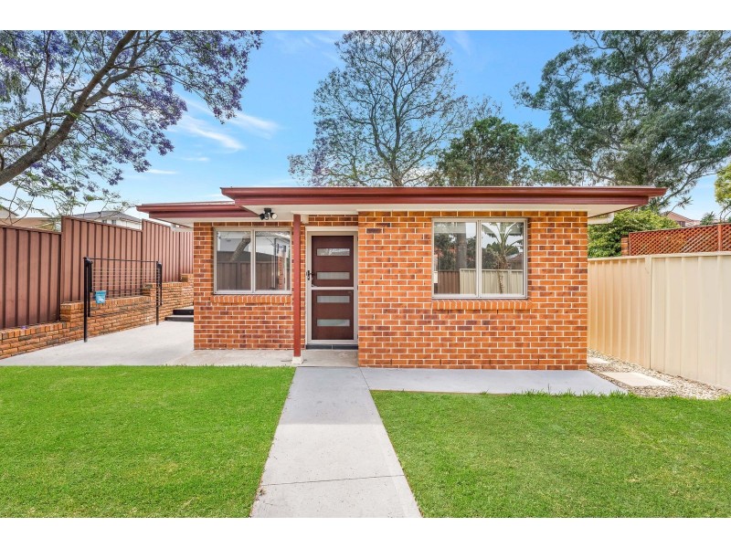 6A Junee Close, Bossley Park NSW 2176