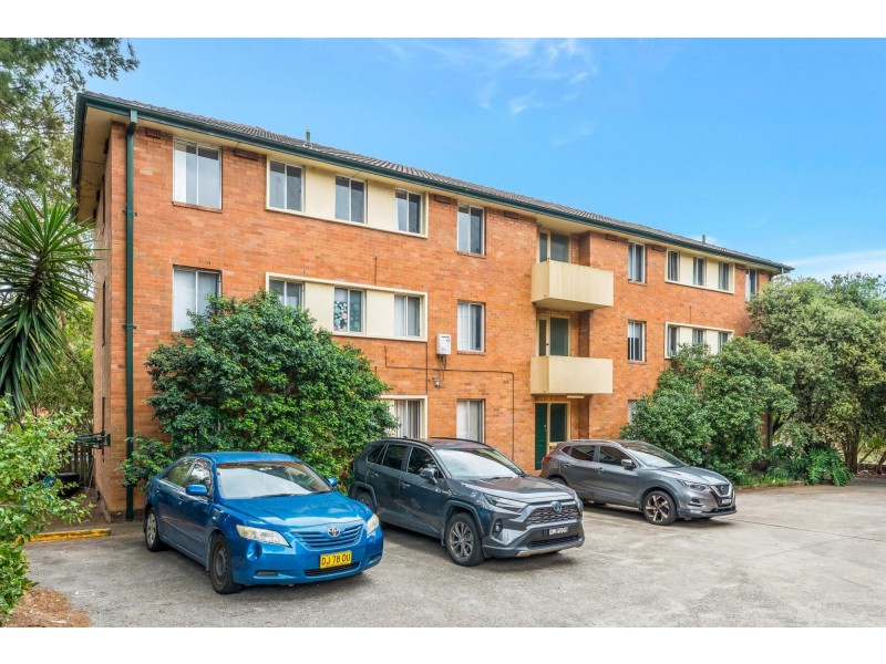 5/2-6 Marlene Crescent, Greenacre NSW 2190