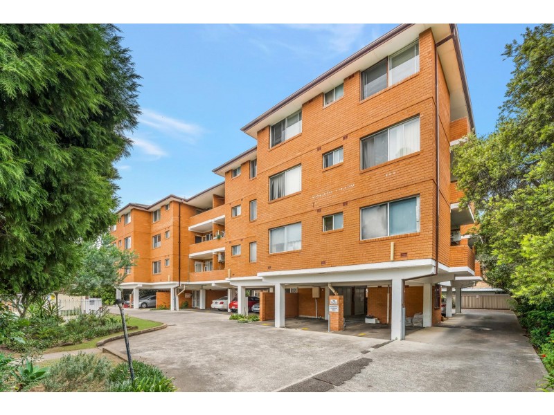 12/10 Clifford Avenue, Canley Vale NSW 2166