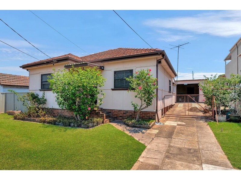 43 Davies Street, Merrylands NSW 2160