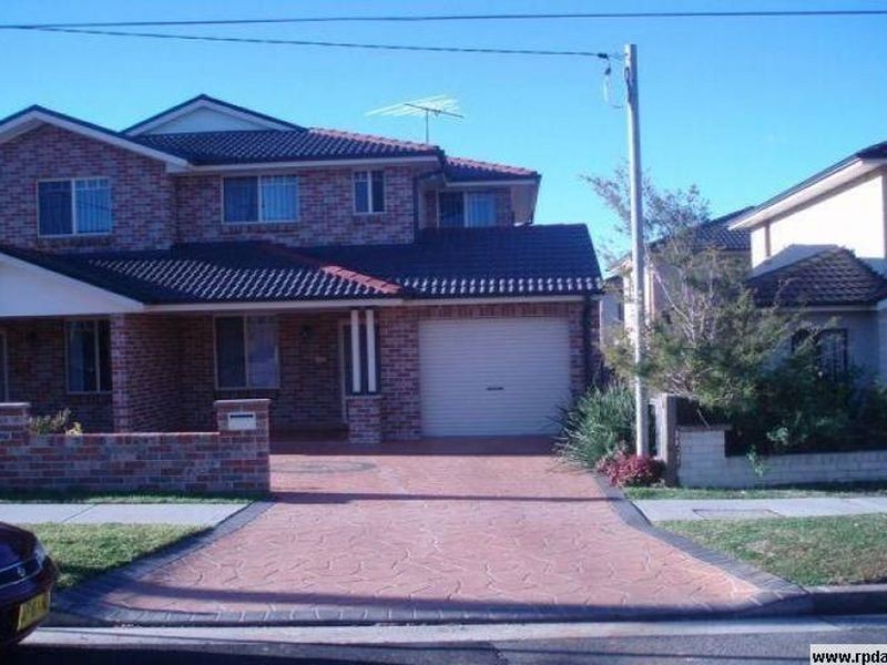 206 Ware Street, Fairfield NSW 2165