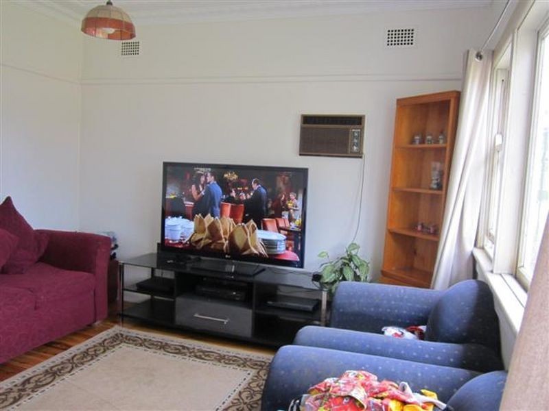 4 Stanbrook Street, Fairfield Heights NSW 2165