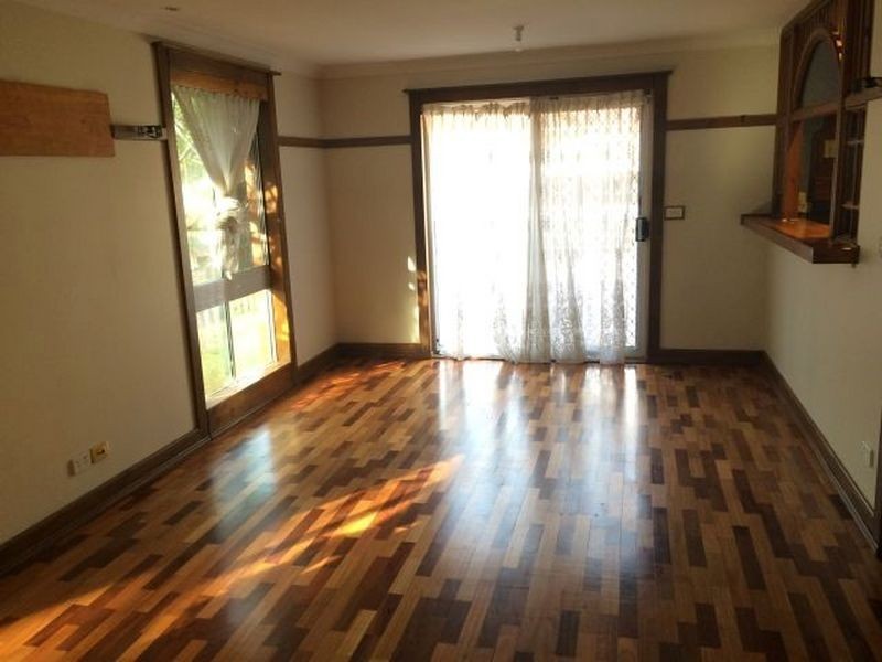 10 Grevillea Close, Bossley Park NSW 2176