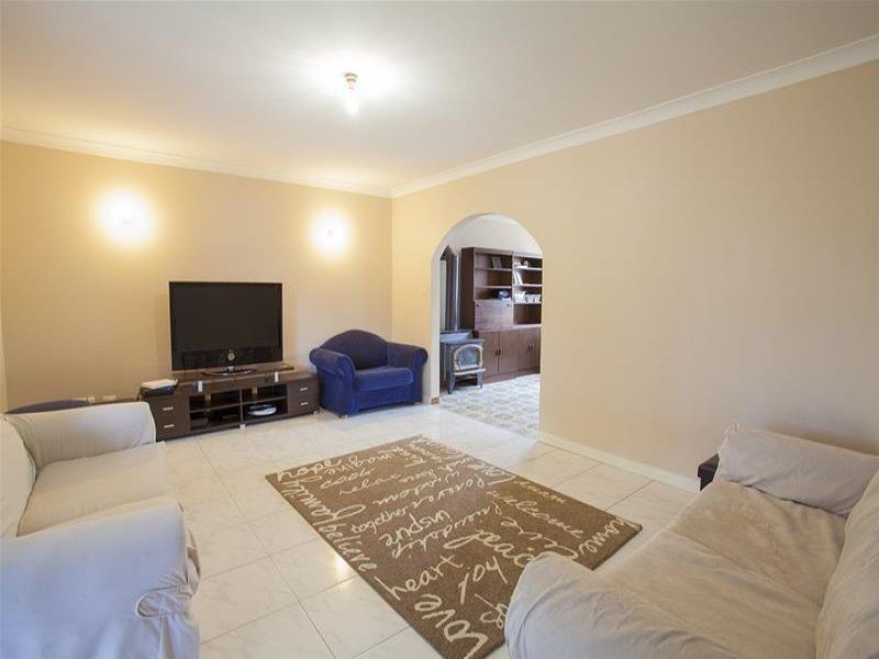 24 Power Street, Prairiewood NSW 2176