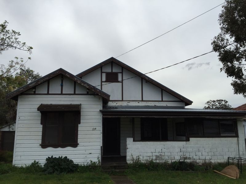 124 Nelson Street, Fairfield NSW 2165