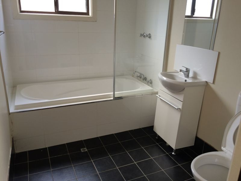 21 Veron Street, Fairfield East NSW 2165