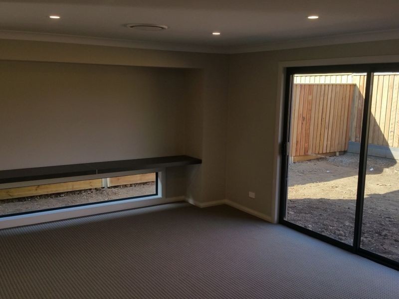 39 University Drive, Campbelltown NSW 2560