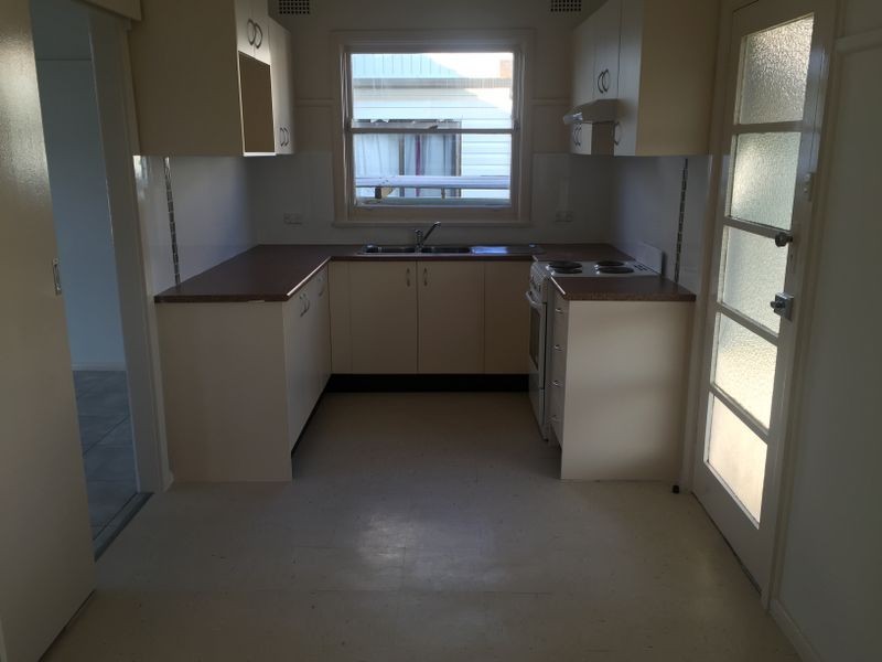 16 Benelong Avenue, Smithfield NSW 2164