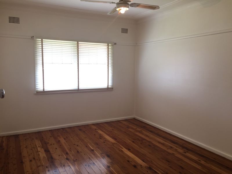 81 Wetherill Street, Smithfield NSW 2164