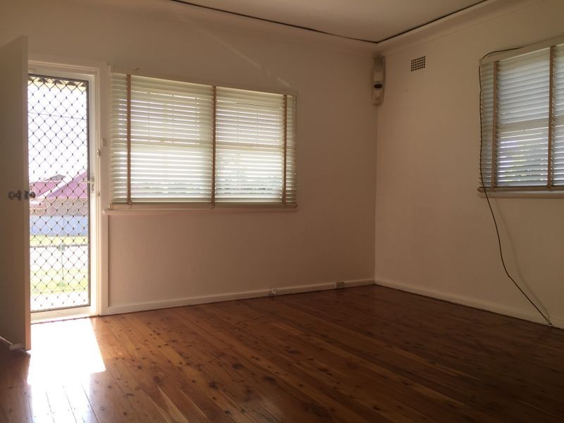 81 Wetherill Street, Smithfield NSW 2164