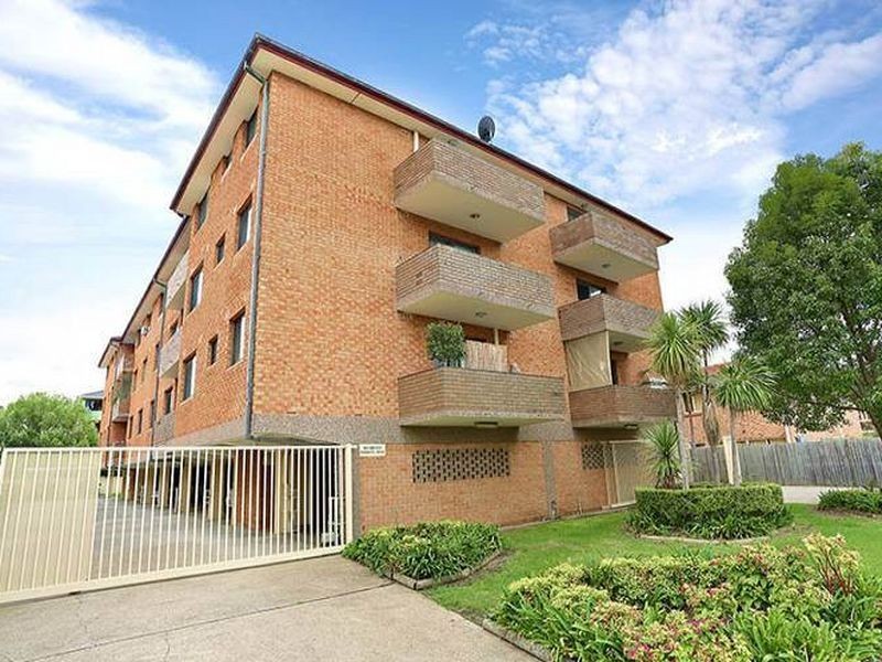 23/60 Harris Street, Fairfield NSW 2165