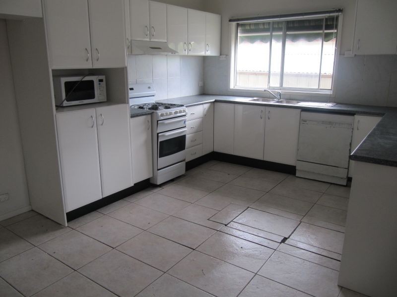 64 Albert Street, Guildford West NSW 2161