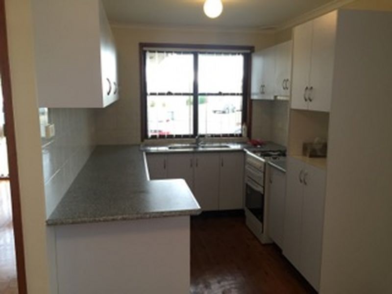 8 Anton Place,, Bonnyrigg NSW 2177