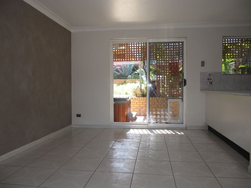 17 Tumut Place, Bossley Park NSW 2176