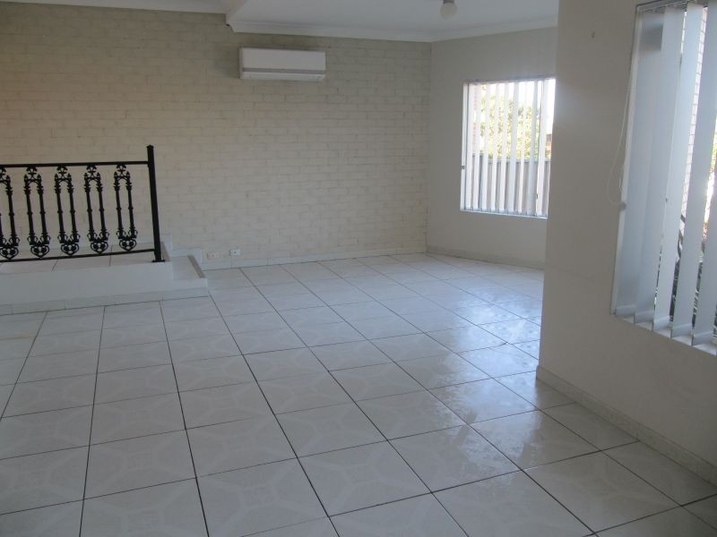 17 Tumut Place, Bossley Park NSW 2176