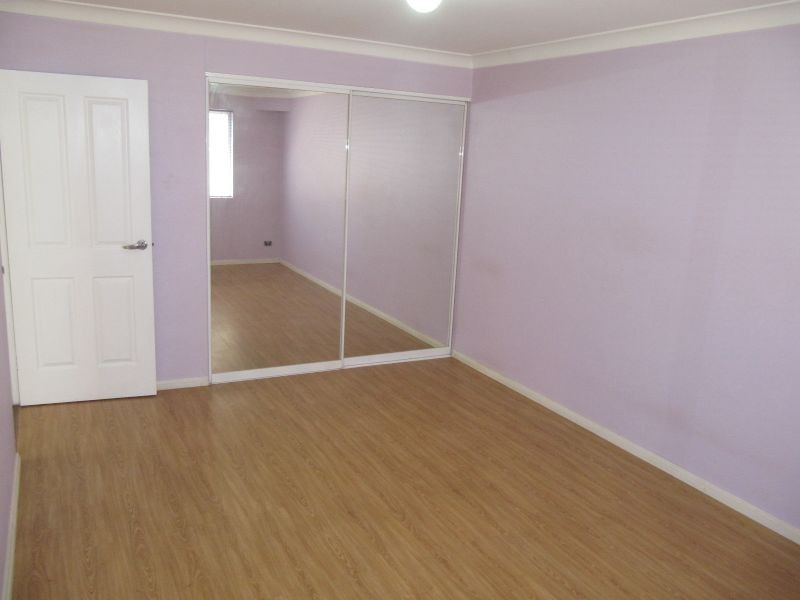 17 Tumut Place, Bossley Park NSW 2176