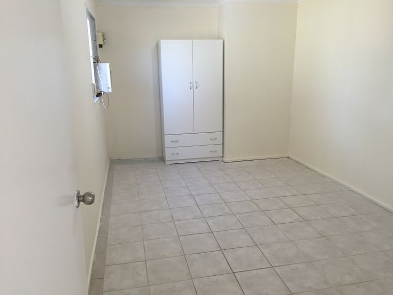15a Palisade Crescent,, Bonnyrigg NSW 2177