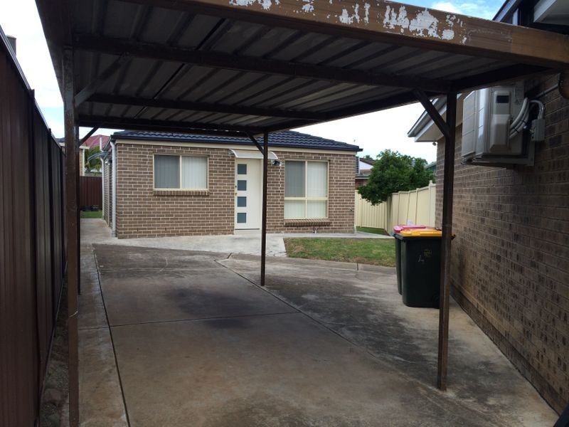 4a Rudd Close, Edensor Park NSW 2176