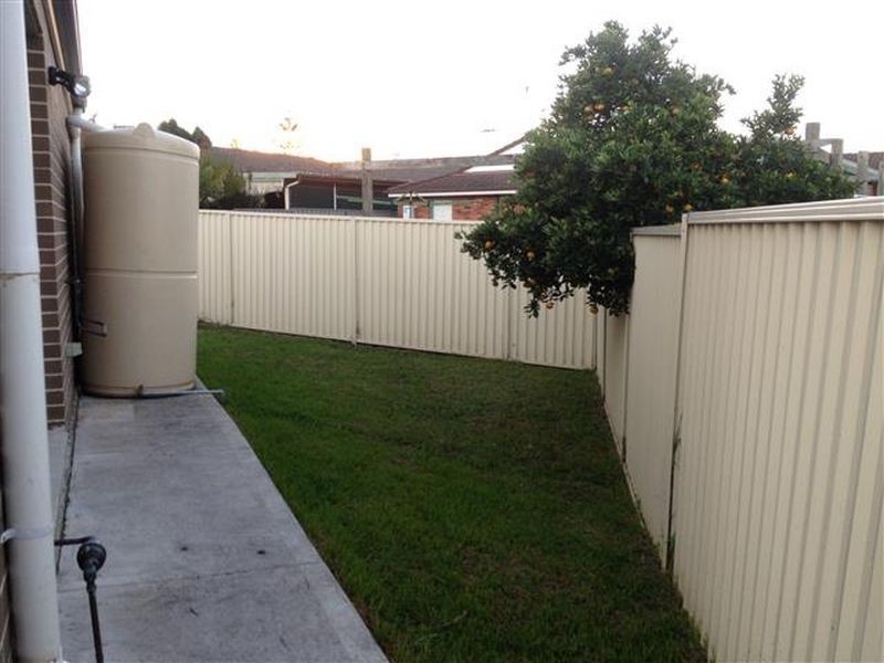 4a Rudd Close, Edensor Park NSW 2176