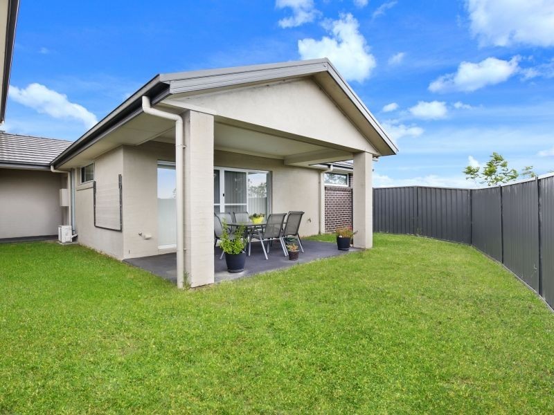 27 Donovan Boulevard, Gregory Hills NSW 2557