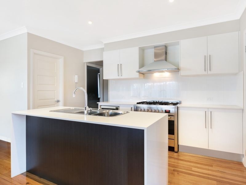 27 Donovan Boulevard, Gregory Hills NSW 2557