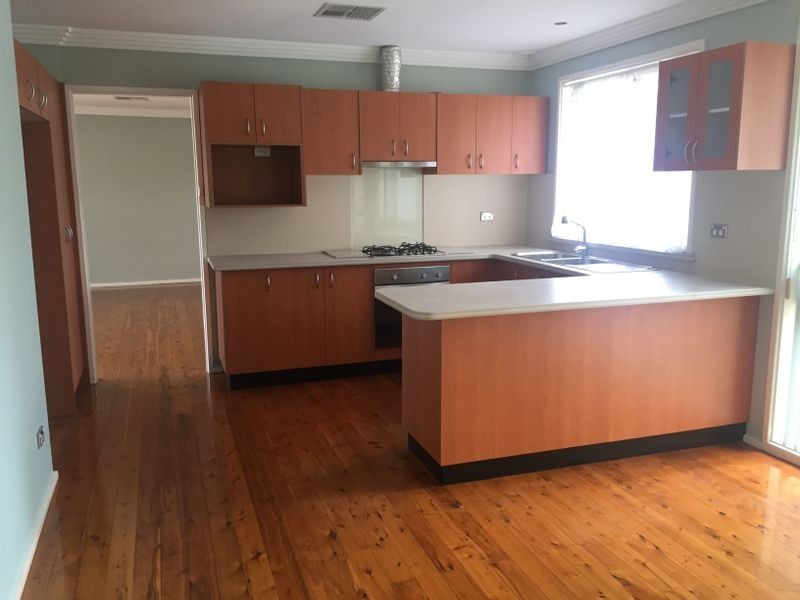 14 Marble Street, Bossley Park NSW 2176