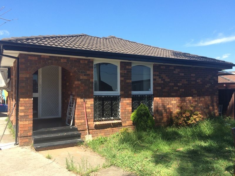 39 Curran Street, Prairiewood NSW 2176