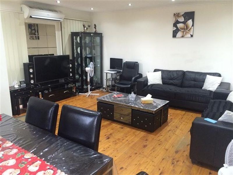 39 Curran Street, Prairiewood NSW 2176