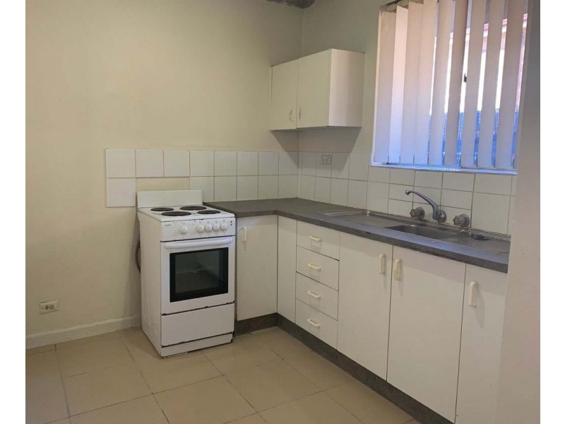 2/2 Hardy Street, Fairfield NSW 2165