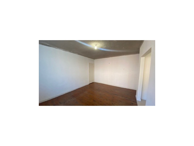 2/2 Hardy Street, Fairfield NSW 2165