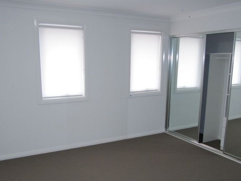 9 Rowan Place, Prestons NSW 2170