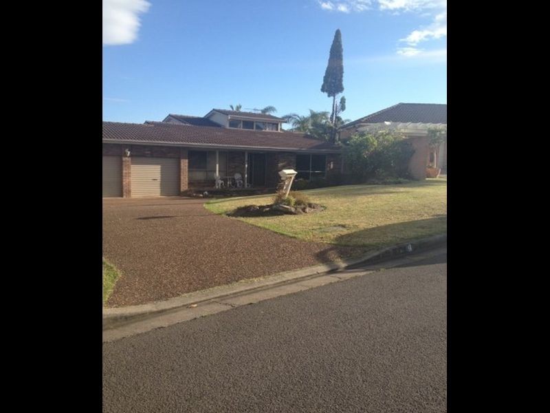 9 Cochran Place, Abbotsbury NSW 2176