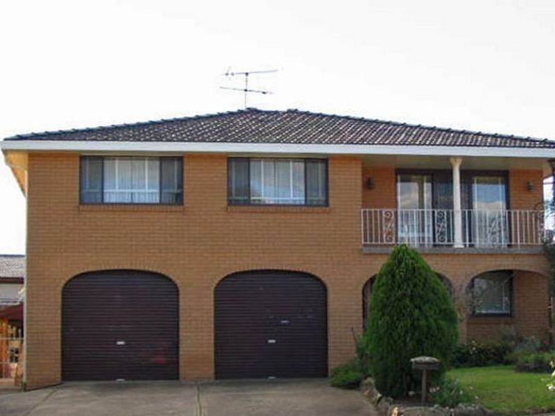 18 Underwood Road, Prairiewood NSW 2176