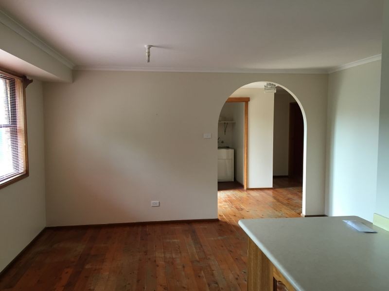 9 Webb Cl, Edensor Park NSW 2176