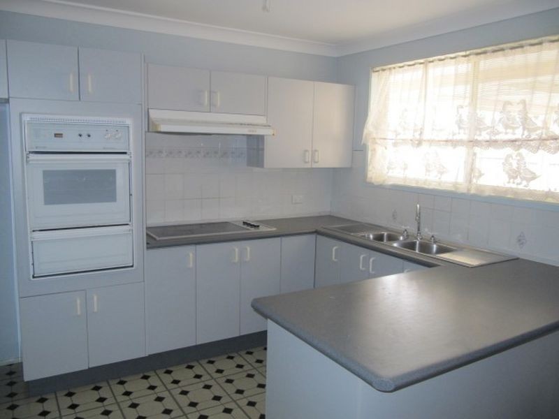 33 Cormorant Street, Hinchinbrook NSW 2168