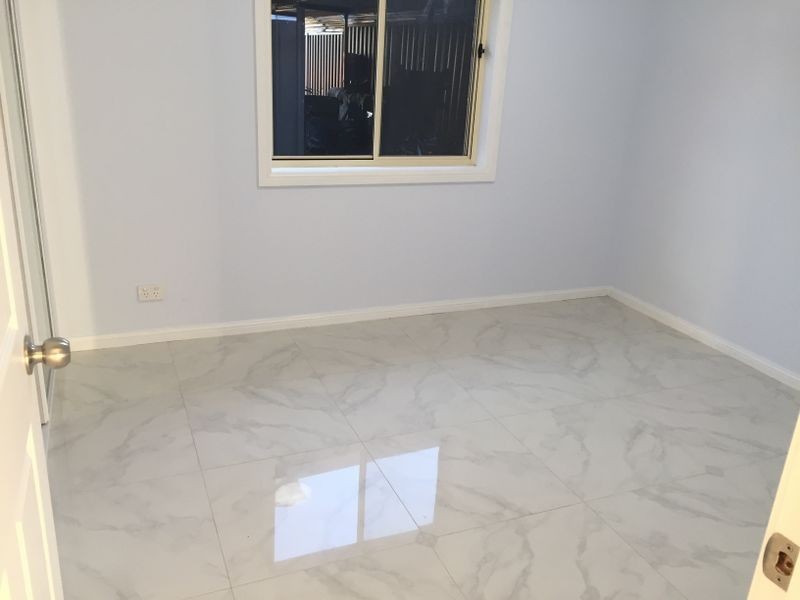 21a Geelong Crescent, St Johns Park NSW 2176