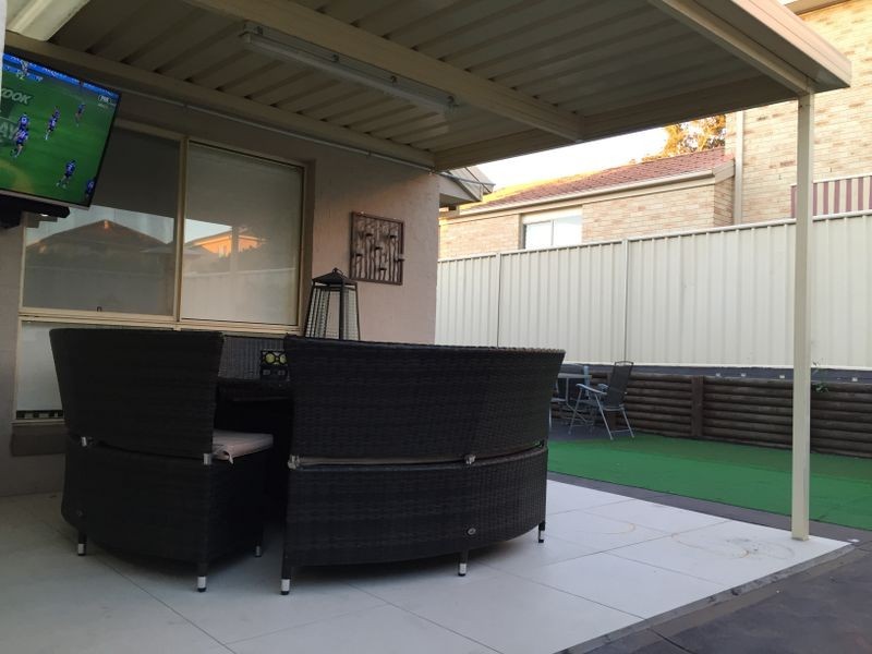 1 Galba Close, Prestons NSW 2170