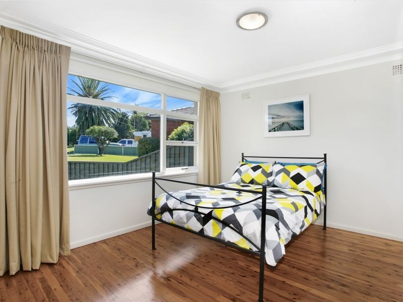 5 Janice Avenue, Smithfield NSW 2164