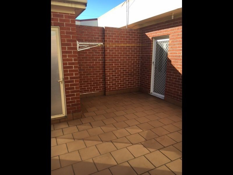 2/67 Brenan Street, Smithfield NSW 2164