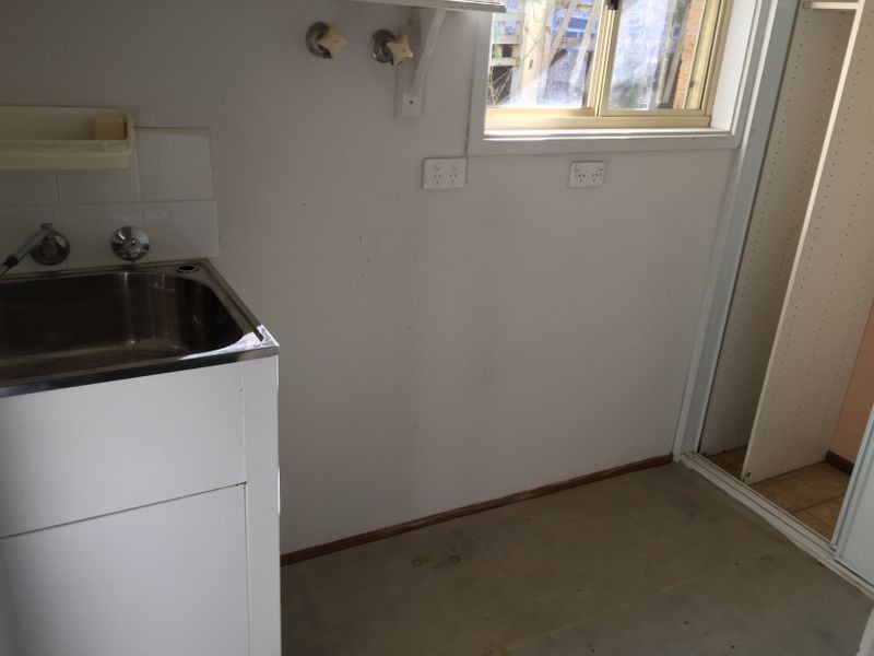 32 Stockdale Cres, Abbotsbury NSW 2176