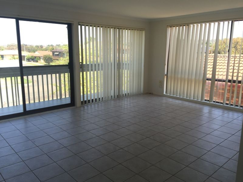 9 Jindabyne Street,, Bossley Park NSW 2176