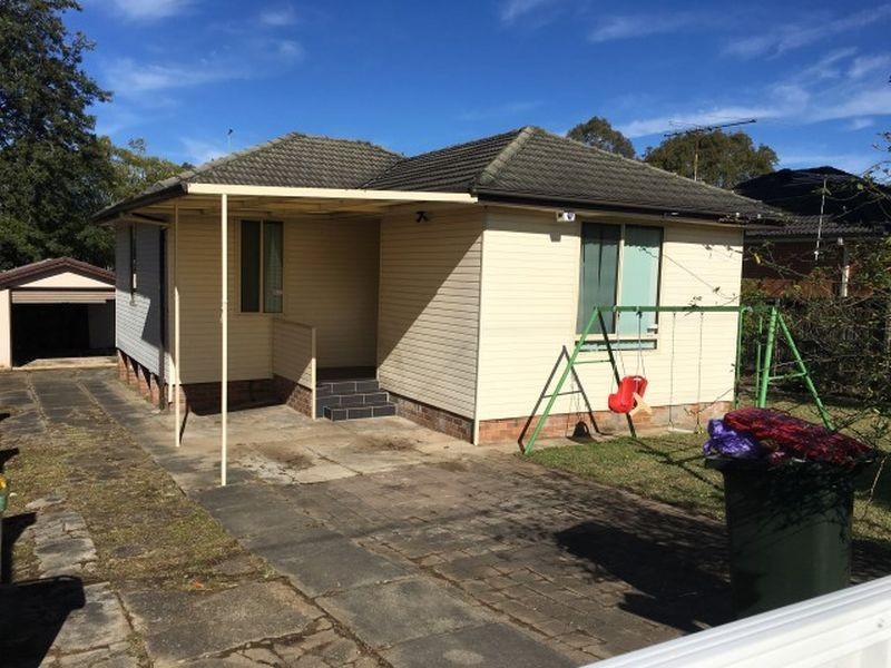 13 Rees Street, Mays Hill NSW 2145