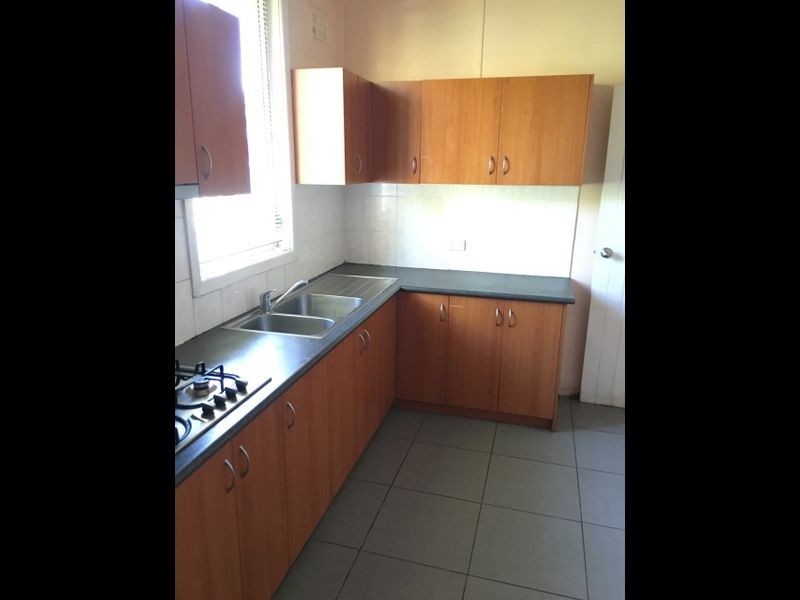 13 Rees Street, Mays Hill NSW 2145