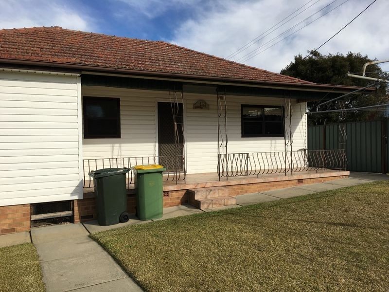 260 Smithfield Road, Fairfield West NSW 2165