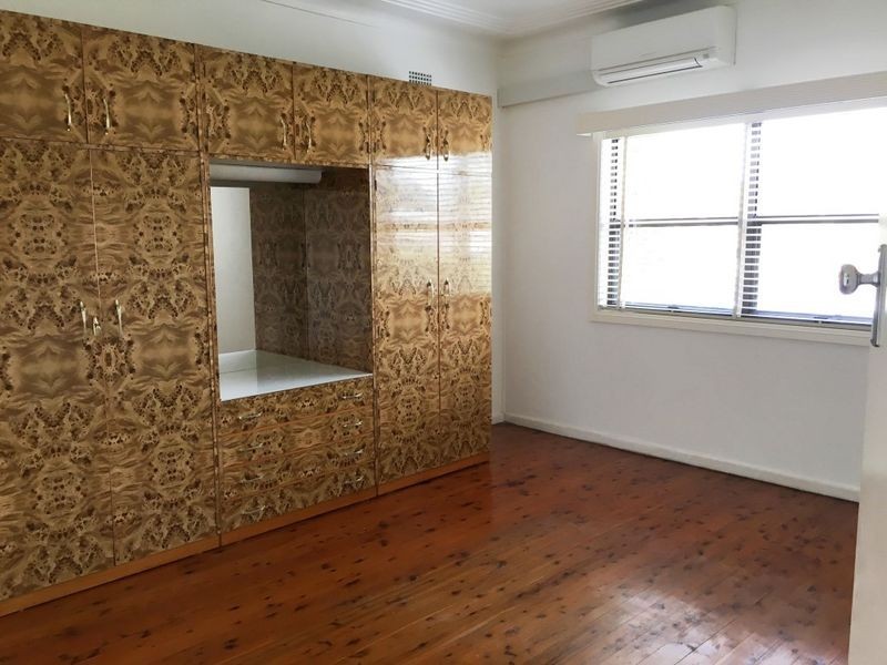 260 Smithfield Road, Fairfield West NSW 2165