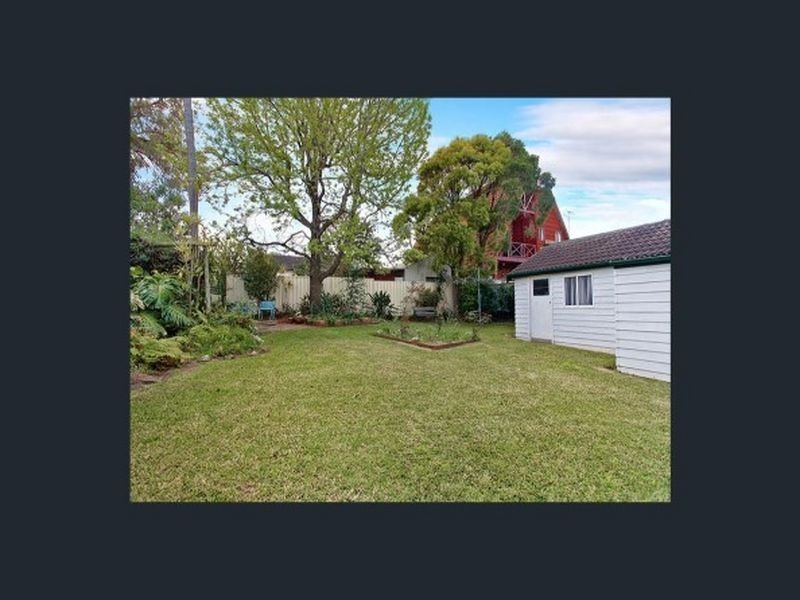 16 Tripoli Road,, Fairfield West NSW 2165