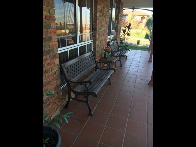 28 Candlewood Street, Bossley Park NSW 2176