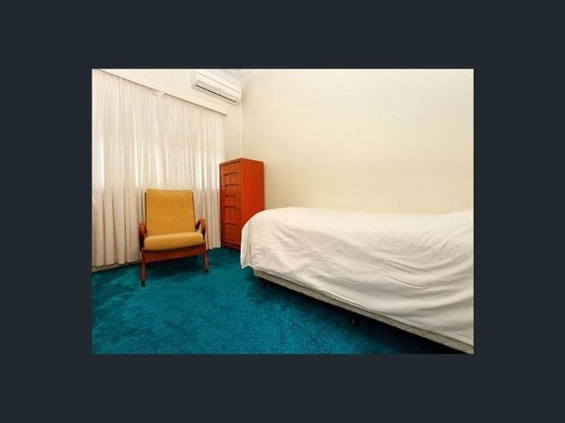 16 Tripoli Rd,, Fairfield West NSW 2165